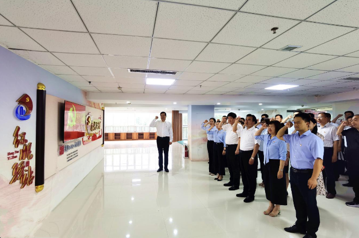 孔子文旅集團(tuán)開展慶祝建黨一百周年主題黨日活動(dòng)